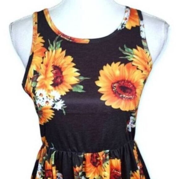 CLASSIC FASHION BLACK, ORANGE, & YELLOW SUNFLOWER DRESS SZ.S NWT. - Picture 3 of 11